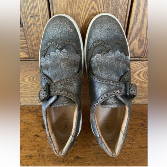 Frye Women Brea Kiltie Sneaker Anthracite Fringe Slip On Wingtip Leather Size 7 - Picture 1 of 11